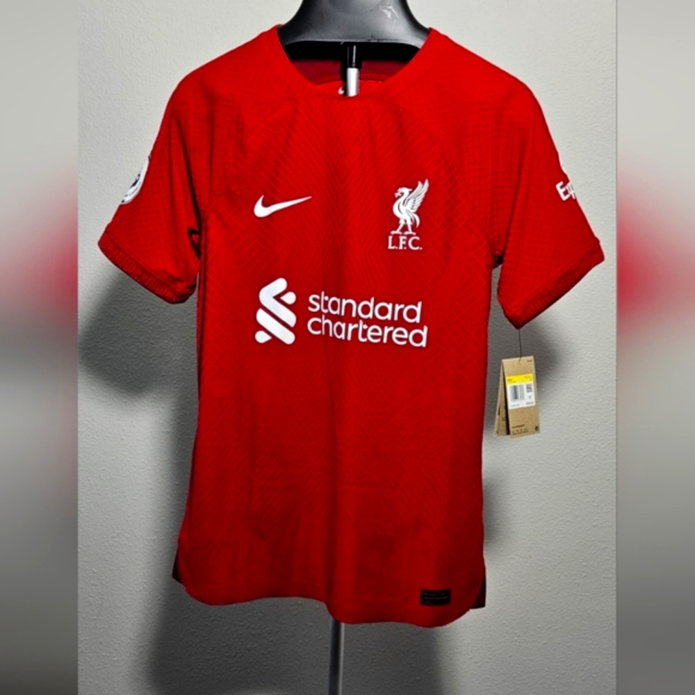 Liverpool Darwin Nuñez 27 Game Jersey